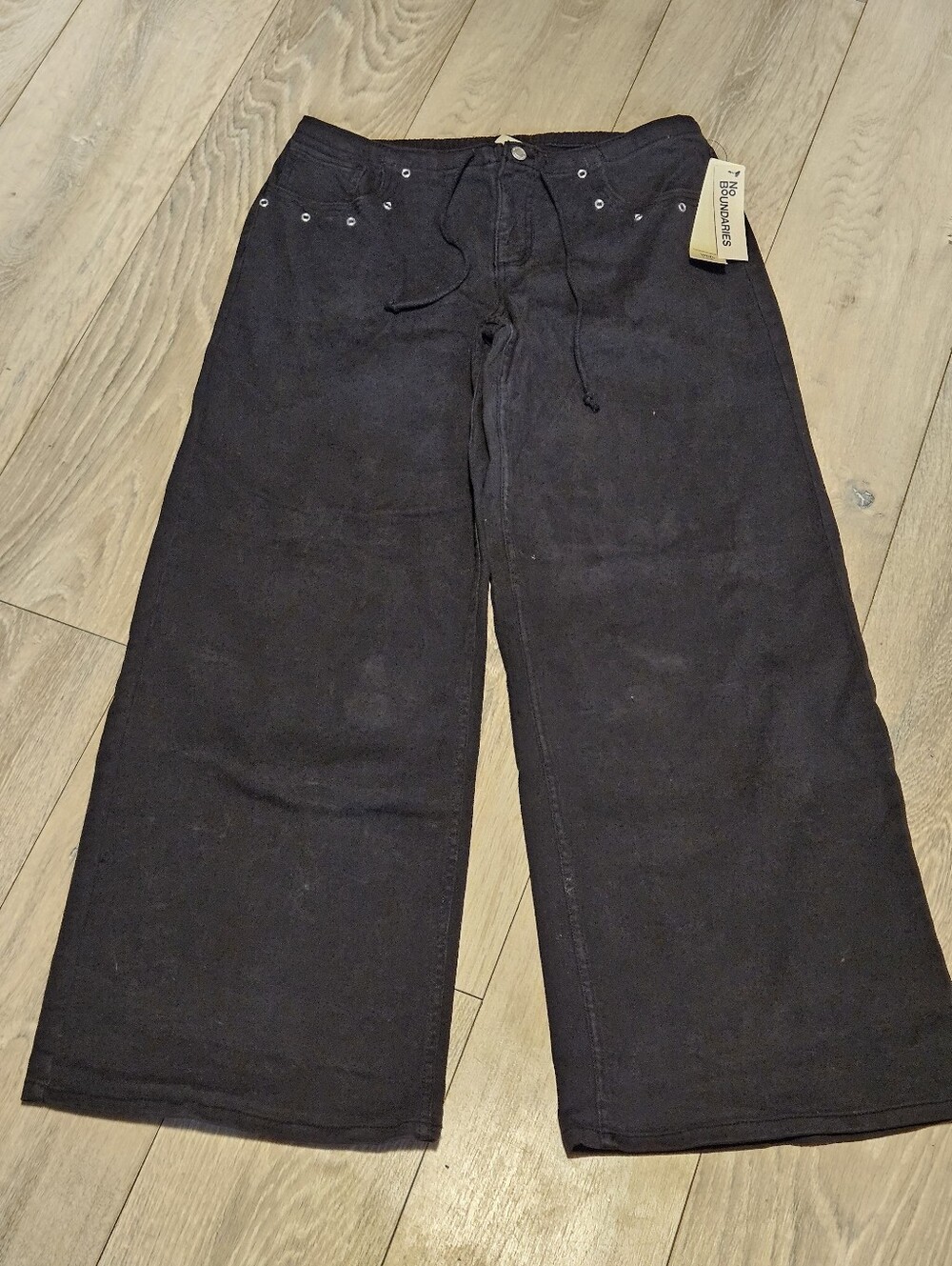 NWT No Boundaries Women Large 12-14 Low Rise Grommet Baggy Wide Leg Jeans Black